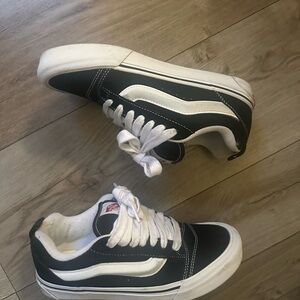 Vans Knu Skool Shoes